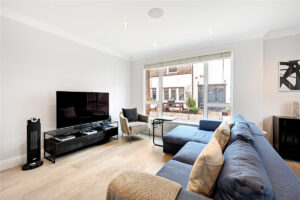 Clarendon Mews, London, W2 2